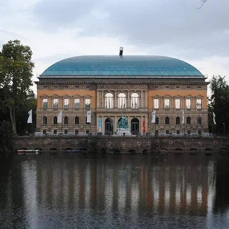 Deluxe - Centre - Koenigsalle 5min Dusseldorf